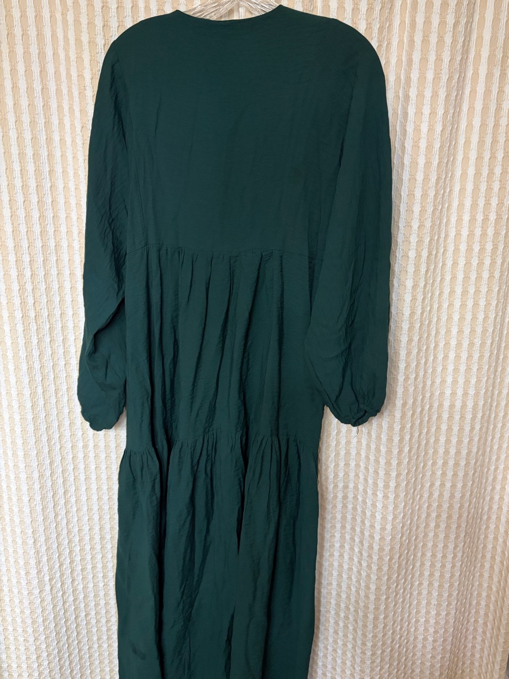 Deep Green Long Sleeve Tiered Maxi Dress - Picture 3 of 3